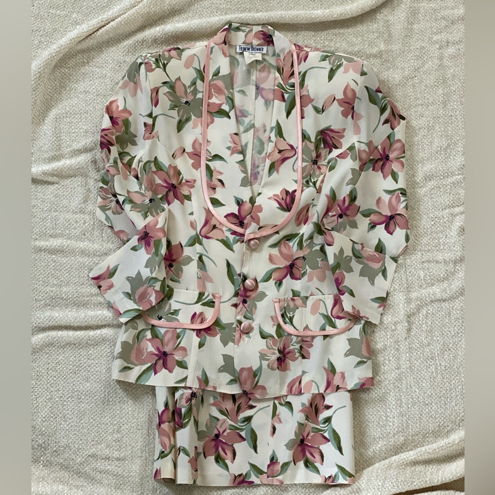 Vintage Floral Women’s Shorts Suit Set